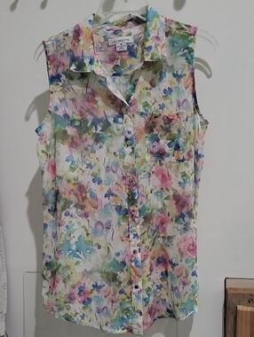 Liz Claiborne Sleeveless Button-Front Floral Blouse in Pink, Blue, Green